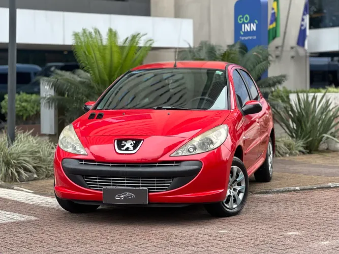 Peugeot 207 XR 1.4 Flex 8V 5P 2011
