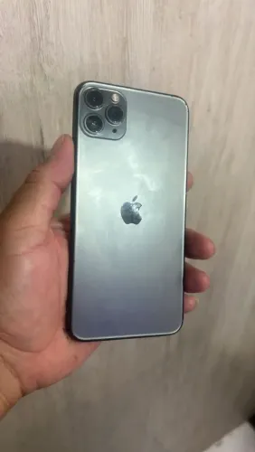 iPhone 11 pro Max garantido
