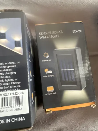 Arandela solar