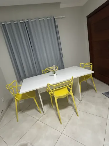 Mesa TokStok usada