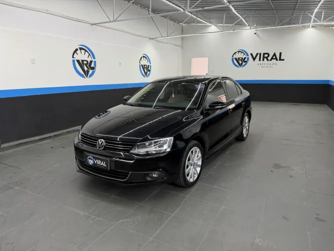Volkswagen Jetta Comfortline 2.0 T.flex 8V 4P Tipt. 2013