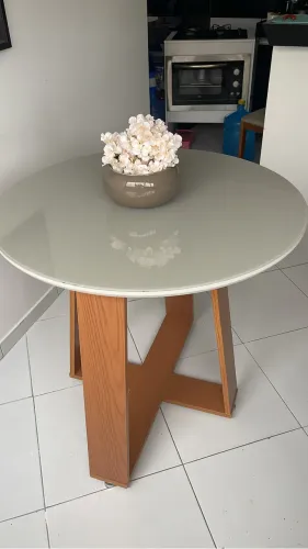 Linda mesa novinha!
