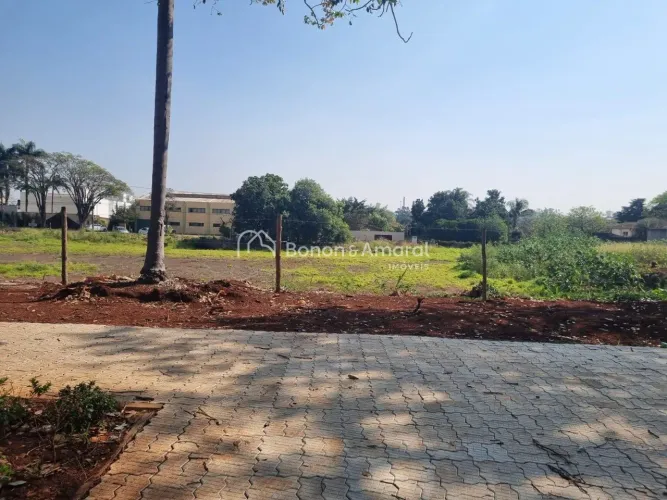Terreno comercial à venda em área central de Barão Geraldo