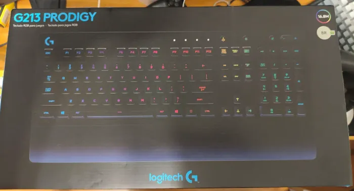 Teclado Gamer Logitech G213 Prodigy RGB - Padrão ABNT2