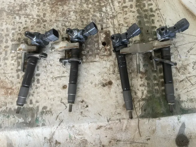 Bicos Hilux 2.8