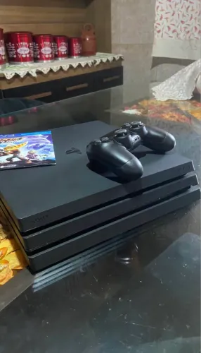 PlayStation 4 pro 1tb