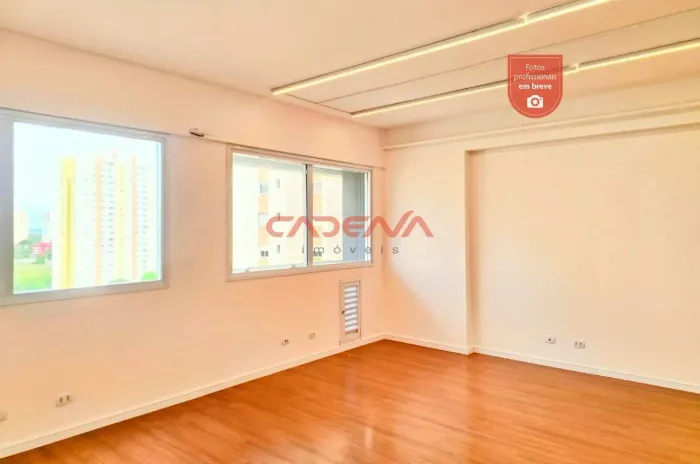 Sala com 1 vaga para aluguel no Ecoville