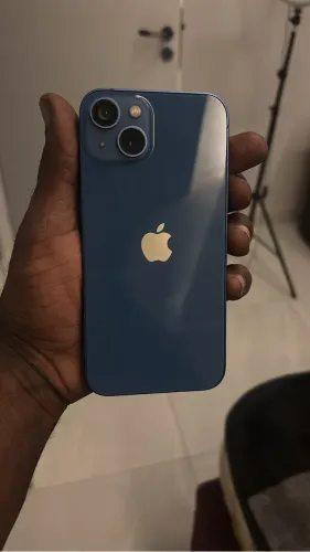 iPhone 13