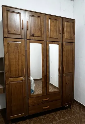 OPORTUNIDADE INCRÍVEL PARA VC COMPRAR O SEU GUARDA ROUPA PELO UM ÓTIMO PREÇO?