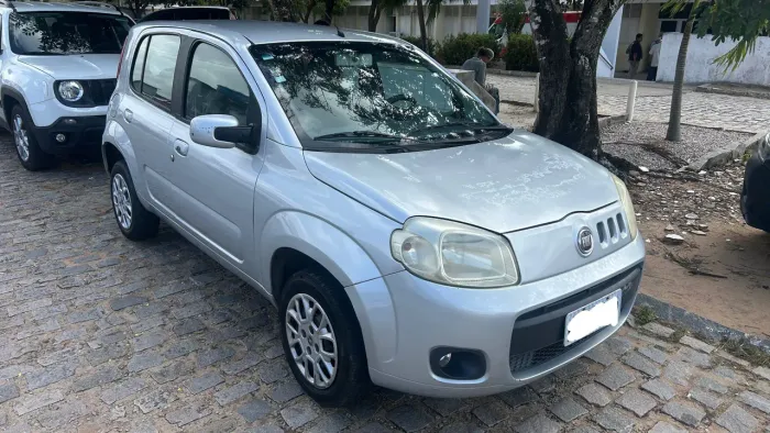 Fiat Uno Vivace Celeb. 1.0 EVO F.flex 8V 5P 2011