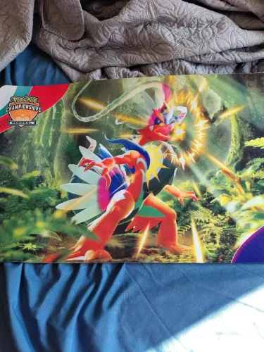 Playmat Pokémon TCG Koraindon