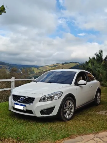 Volvo C30 2.0 145cv 2010