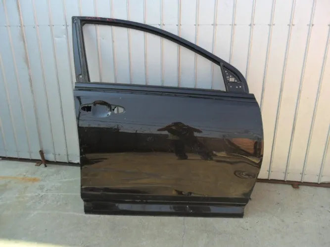 Porta RAV4 dianteira direita pra recuperar pequeno amassado