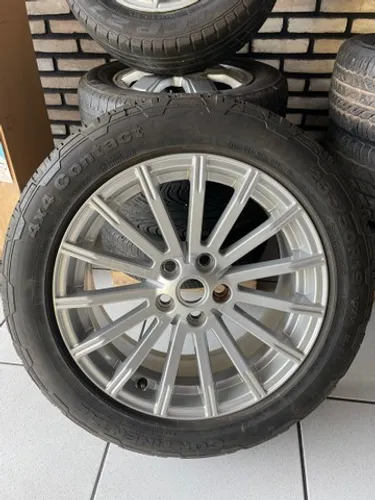 1 Roda com pneu Range Rover