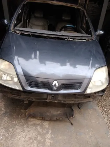 Capô Renault scenic 