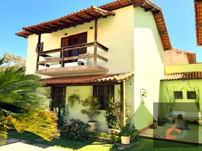 Casa nao geminada em Condomínio com piscina em Portinho com 3 quartos e 2 vagas - Cabo Fri