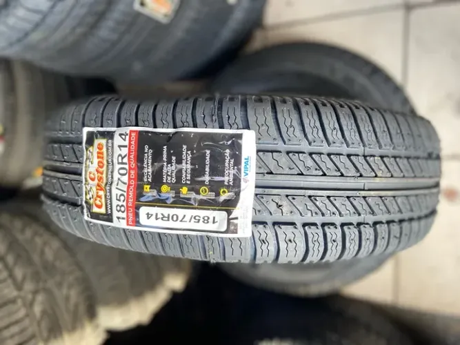 Pneu novo REMOLDE CRYSTONE 185/70/14