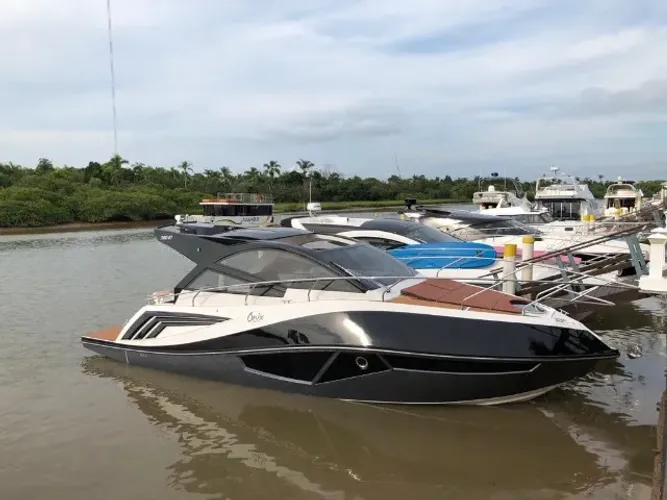 Lancha Onix 380 HT (38 pés) - Ñ e FS/Focker/NX