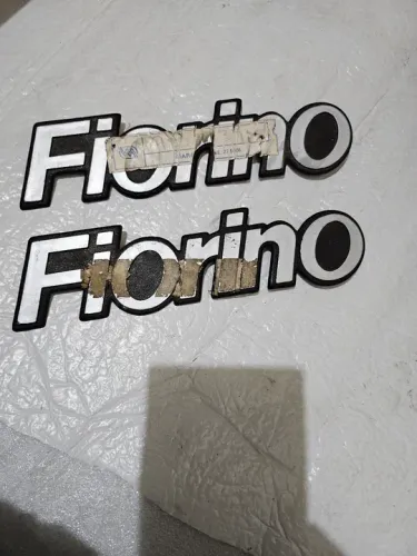 Fiorino furgão fiat 147 emblema fiorino novo original 