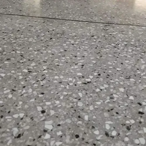 Piso de granitina e fulgt 
