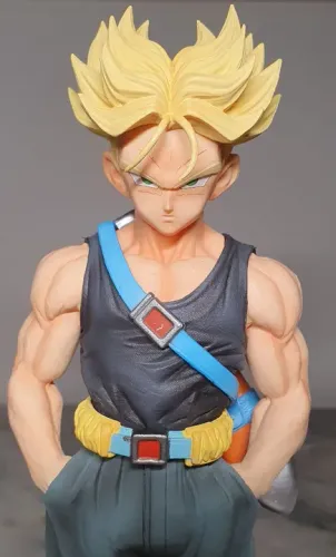 Mirai Trunks dragon ball Z novo 25cm