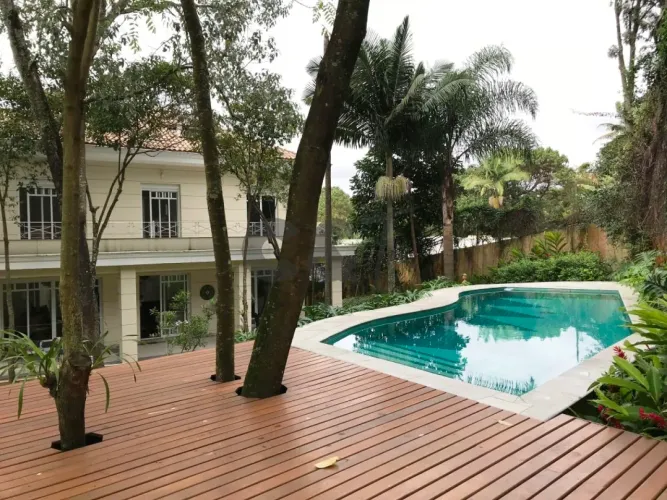 Casa de Condomínio - 4 Dormitórios (Suítes) à Venda na Chácara Flora - São Paulo/SP
