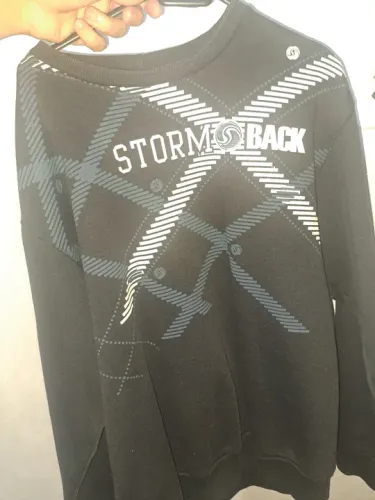 Camiseta Storm Back - Preta com Estampa