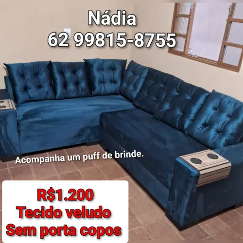 SOFÁ AZUL NO VELUDO