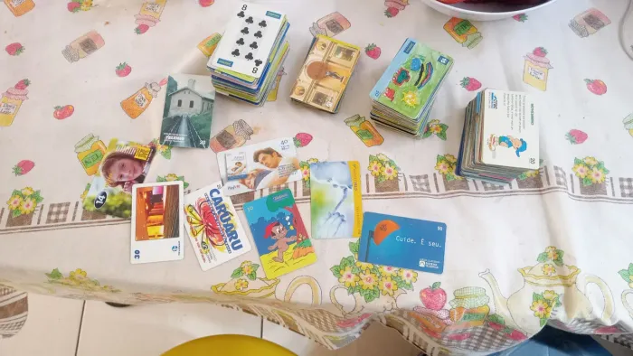 Cartões telefônicos antigos de diversos temas