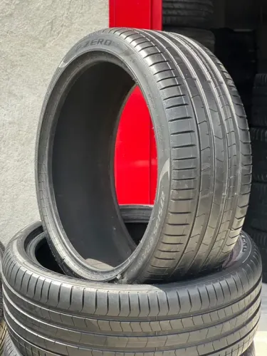 PNEUS ARO 22 - 275/35R22 PIRELLI PZERO 