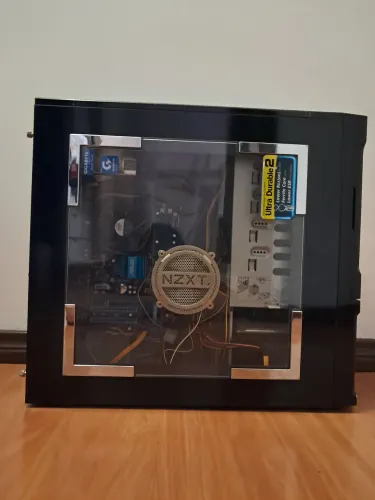 Gabinete desktop Trinity