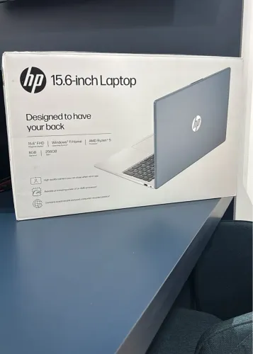 Notebook HP / 256Gb / 8Gb RAM / AMD ryzen 5