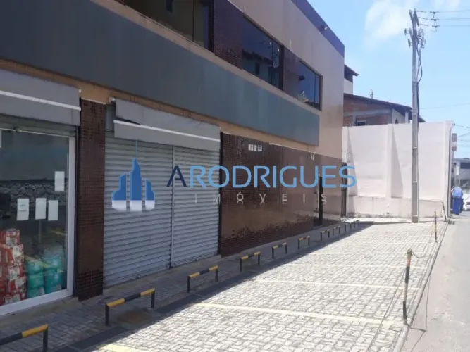 Salas (16) para escolas, faculdades, grandes empresas, com 16 vagas de garagens, todas com
