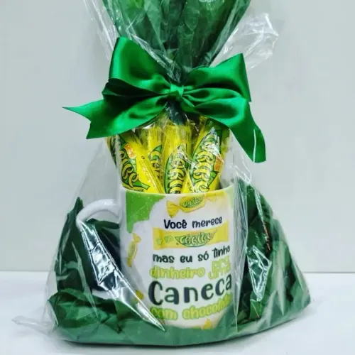 Canecas com chocolates