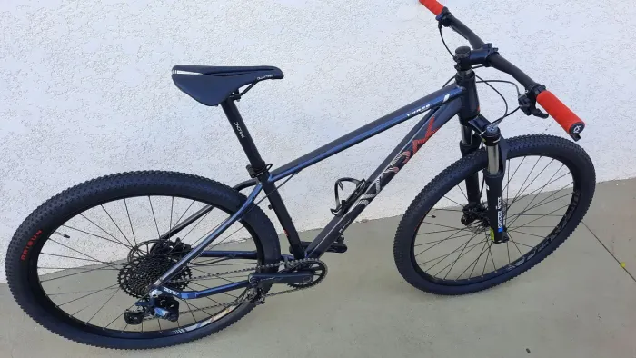 Bike aro 29 peças novas, boost Dvorak, Kit shimano SLX 12v, freio GT, top top