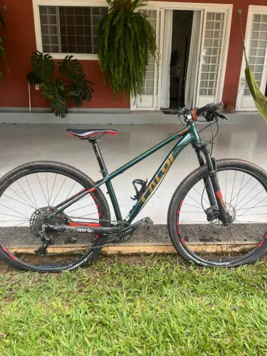 Bicicleta Aro 29 Tam P(15) CALOI ELITE