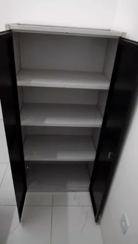 Armário multiuso de aço com 4prateleiras 