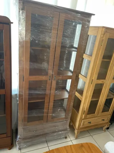 CRISTELAIERA EM MADEIRA RUSTICA NOVA