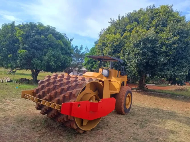 Rolo compactador Dynapac CA-25