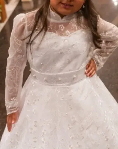 Vestido Daminha de Honra Godê com Cauda