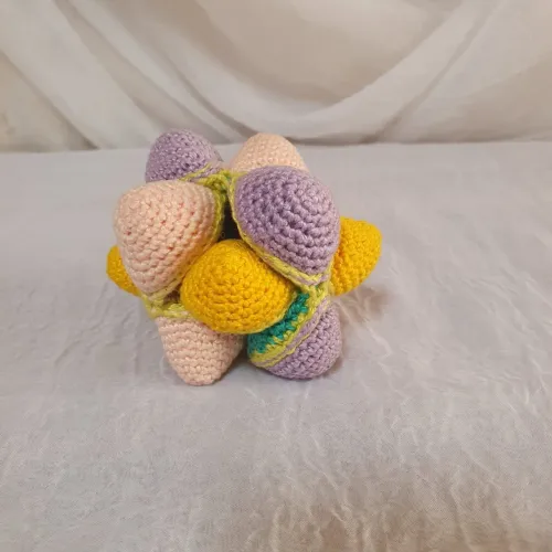 Pelota montessuri Bola de crochê colorida para bebê