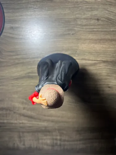Action figure luffy