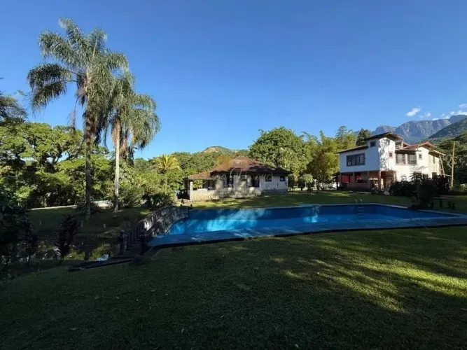 Sítio para Venda em Guapimirim, Várzea Alegre, 26 dormitórios, 28 suítes, 30 banheiros, 50