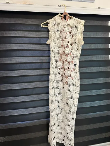 Vestido branco rendado - Agilità