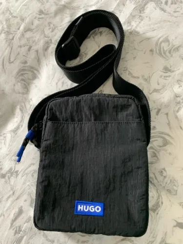 Bolsa de Ombro Hugo Boss Preta