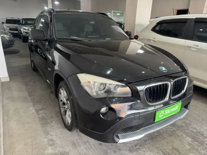 BMW X1 SDRIVE 18i 2.0 16V 4x2 AUTOMÁTICO Ano: 2011