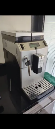 Cafeteira Saeco Lirika