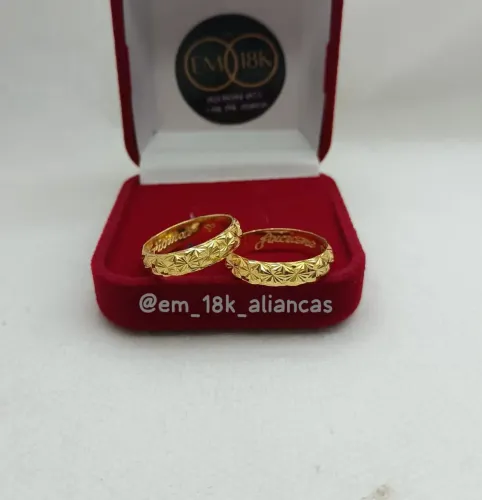 Par de Alianças em Prata banhado Ouro - Novas