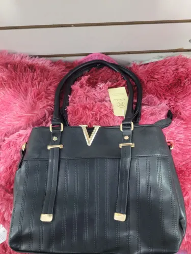 Vendo BOlSA DE OMBRO preto e Nude NOVA
