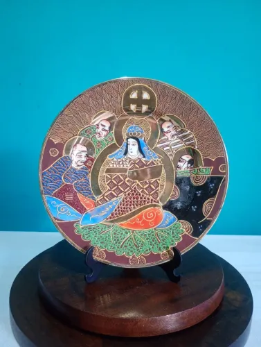 Antigo e Raro Prato Decorativo em Porcelana Japonesa